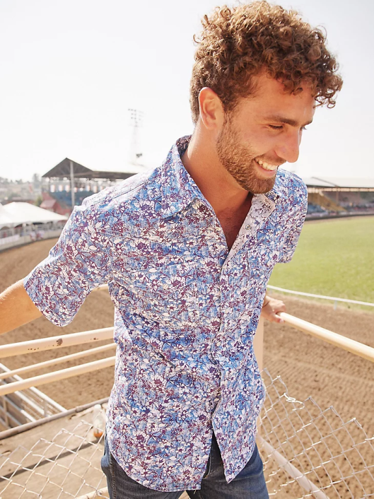 ropa mx Wrangler hombres Camisa de manga corta con estampado de broche occidental y comodidad avanzada de competición 20x acuarela violeta (112327810) 62D6504