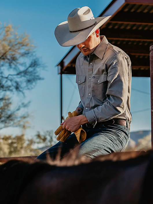 ropa mx Wrangler hombres Camisa de manga larga de mezclilla rígida estilo western con corte vaquero cambray (70130mw) 62D6440